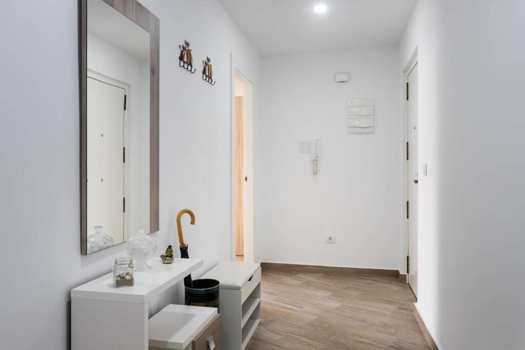 Espacioso Y Centrico Piso Con Zona Chill-Out Alicante Eksteriør billede