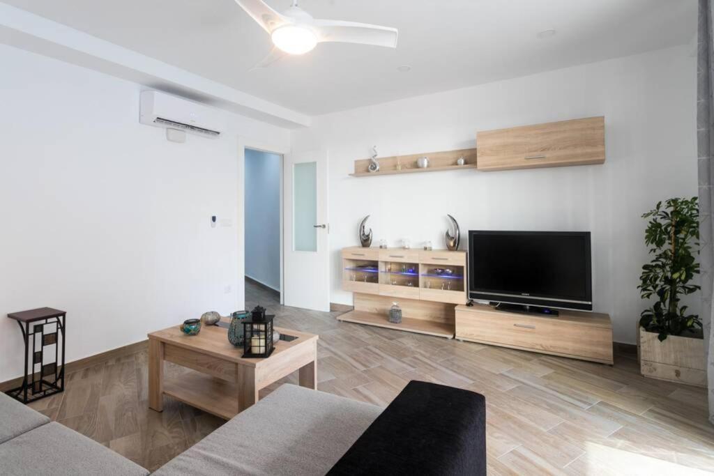 Espacioso Y Centrico Piso Con Zona Chill-Out Alicante Eksteriør billede