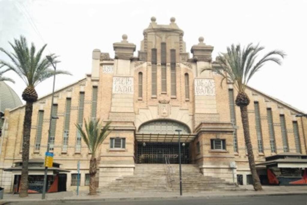 Espacioso Y Centrico Piso Con Zona Chill-Out Alicante Eksteriør billede